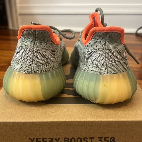 Yeezy Boost 750 V2 Desert Sage - Picture 3 of 7